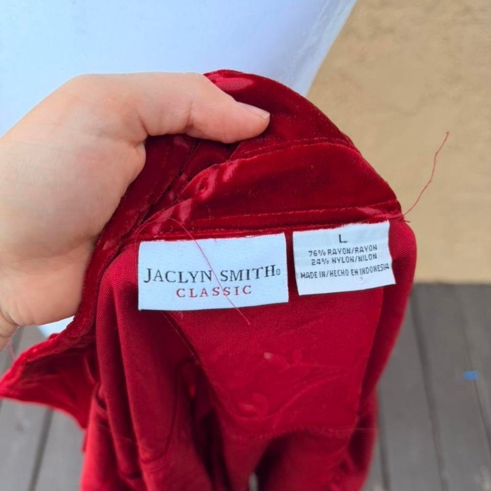 Velvet Jaclyn Smith long sleeve button down - Picture 6 of 6
